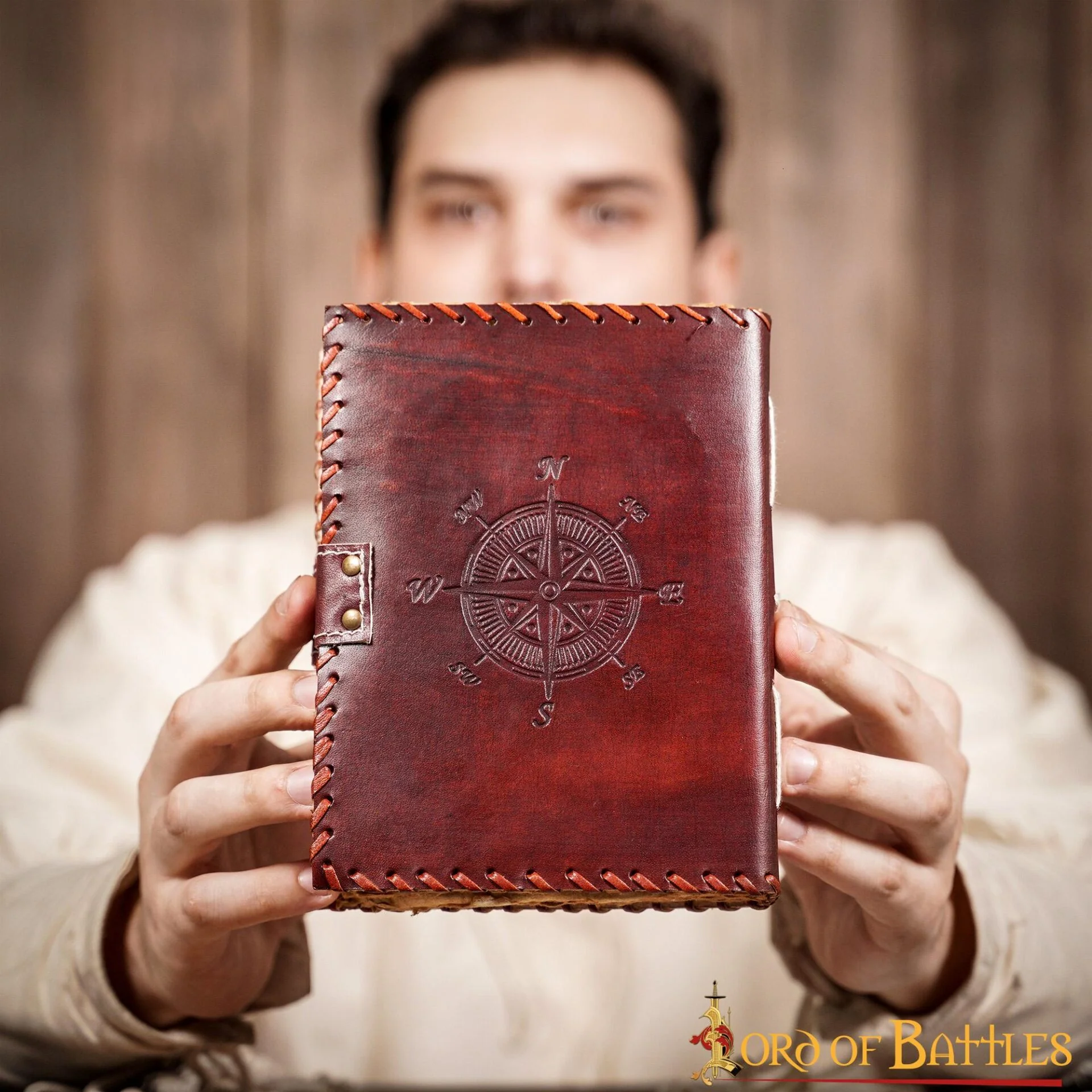 Diario Medieval de Notas de Piel Auténtica Hecho a Mano - Image 9