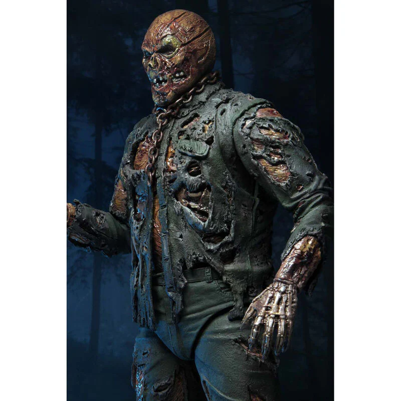 Figura Ultimate Jason Viernes 13 18Cm