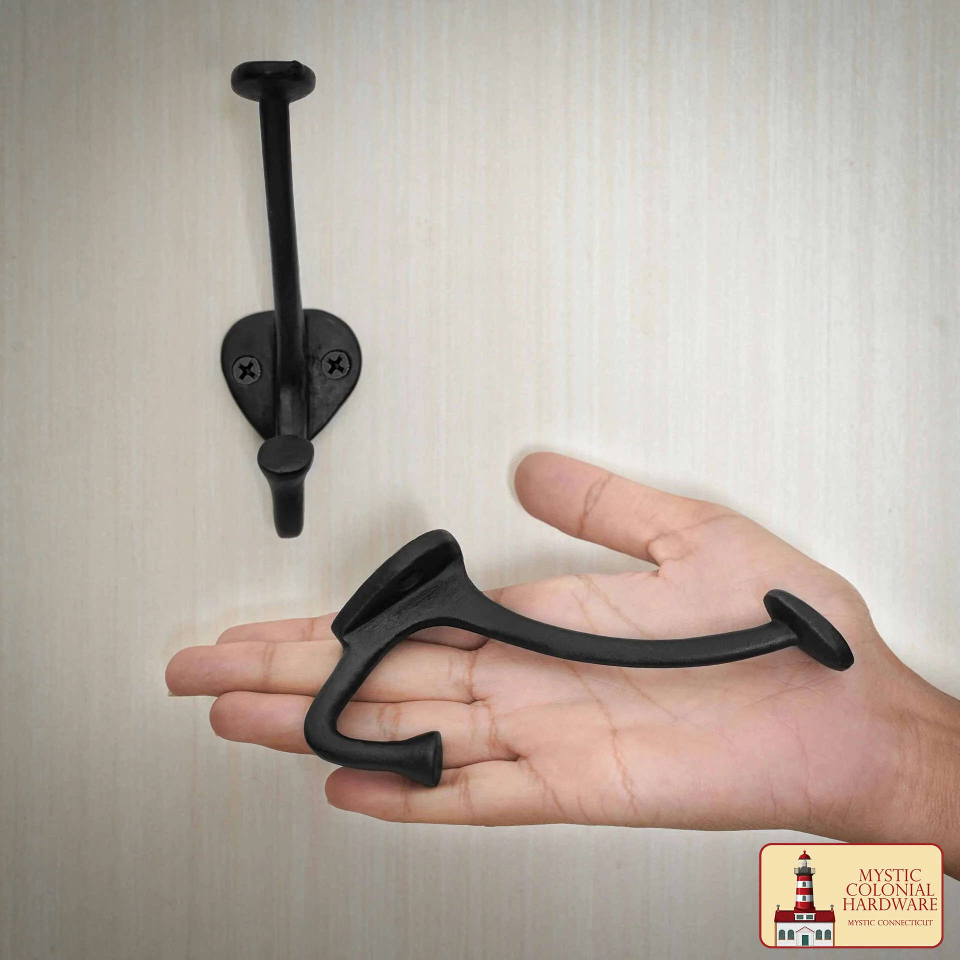 Ganchos de Pared Rústicos de Hierro Fundido: Ideales para Ambientes Victorianos, Coloniales, Retro, Steampunk, Góticos y Barrocos (13.4x3.8) Cm - Image 2