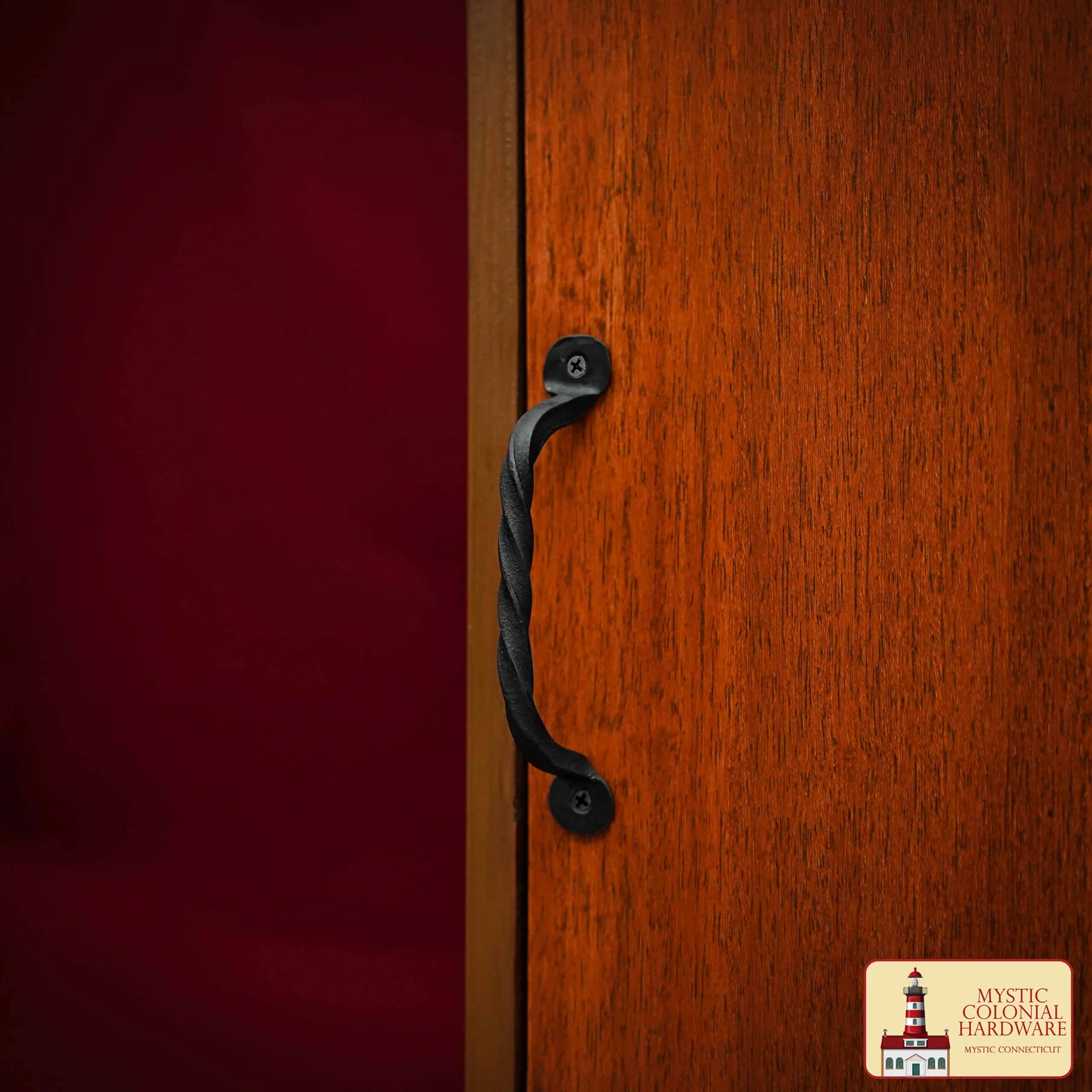 Juego de 2 Tiradores de Puerta Rústicos Forjados a Mano: Ideal para Ambientes Victorianos, Coloniales, Retro, Steampunk, Góticos, Barrocos y Medievales, 16,5 Cm - Image 5