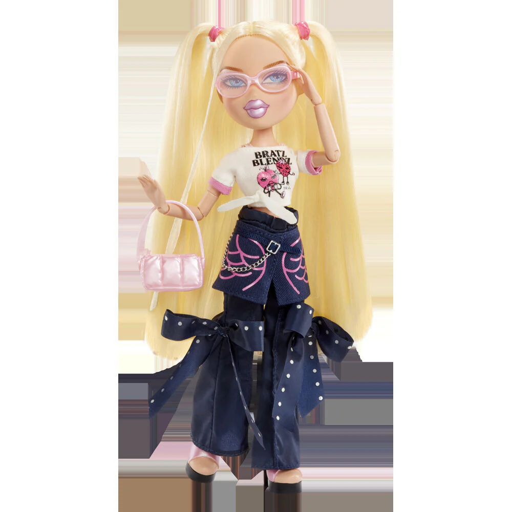 Muñeca Cloe Stylin + Camiseta Bratz - Image 2