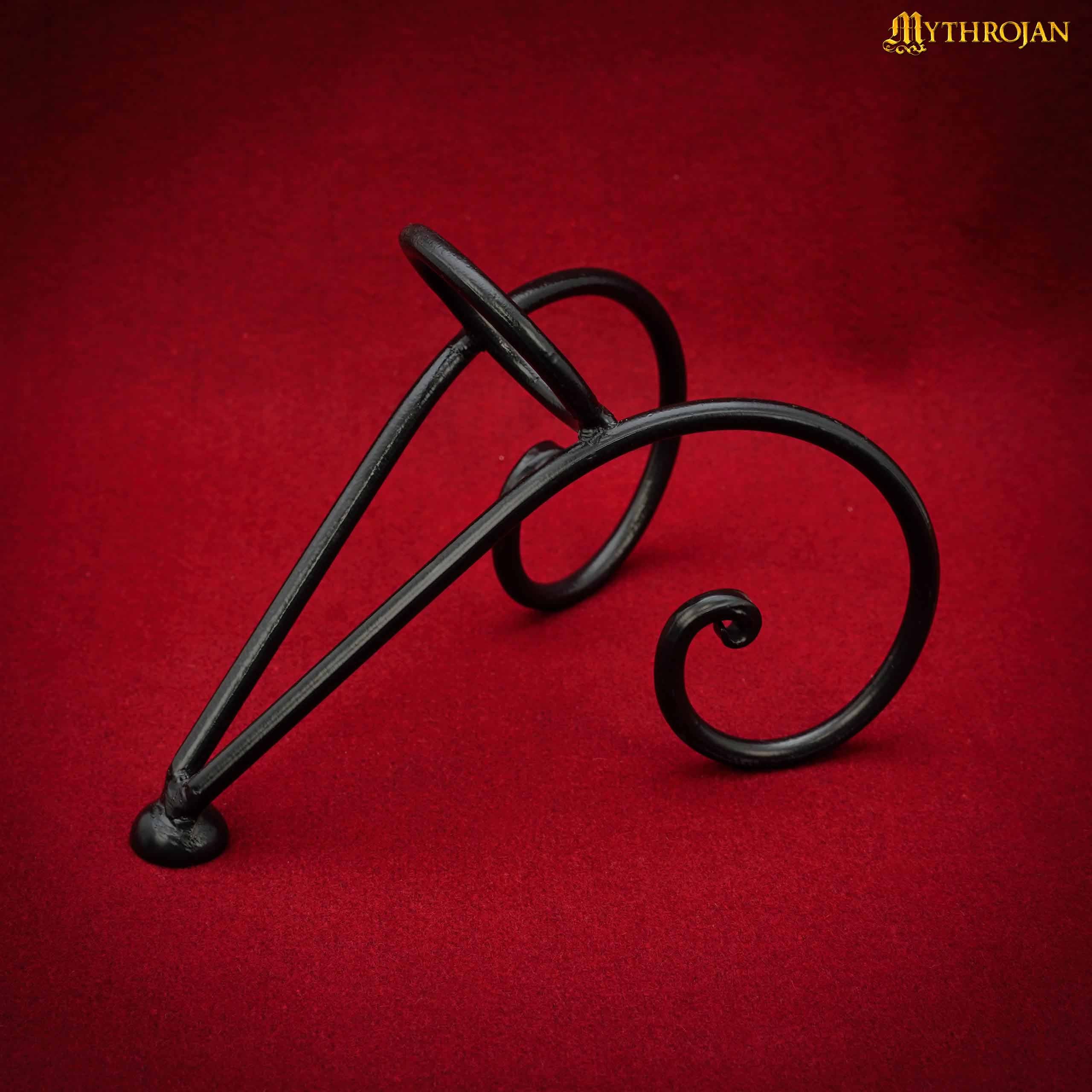 Mythrojan Soporte de Hierro Forjado a Mano para Cuerno de Cerveza Vikingo - Black Ale Horn Stand