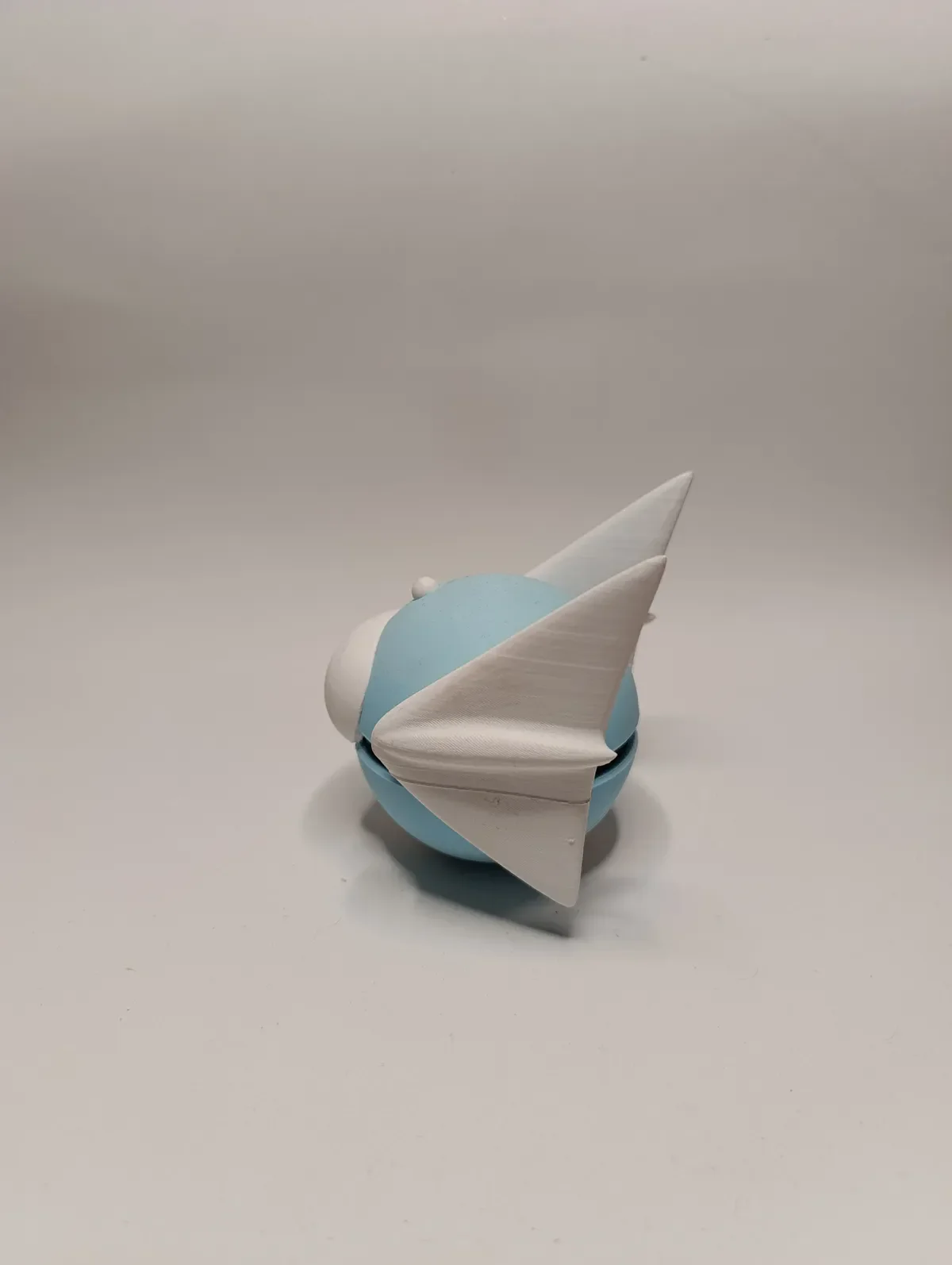Poké Ball Dratini Coleccionable de Alta Calidad - Image 4