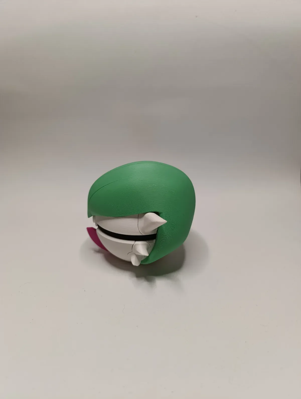 Poké Ball Gardevoir Réplica Coleccionable - Image 4