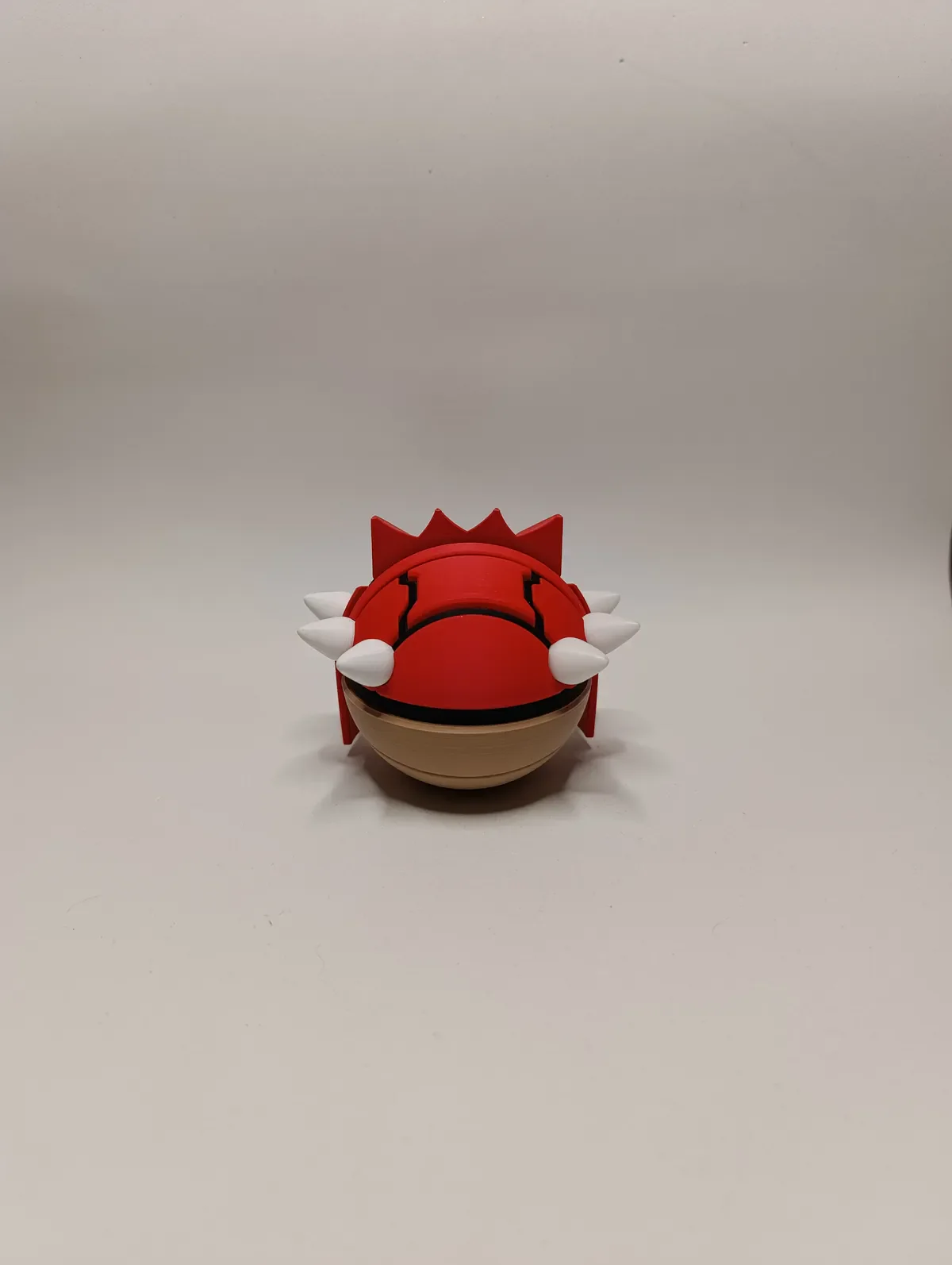 Poké Ball Groudon Coleccionable de Alta Calidad - Image 3