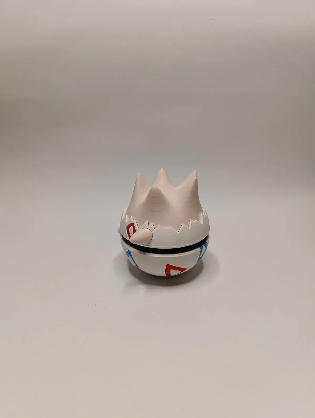 Poké Ball Togepi Réplica Coleccionable - Image 4