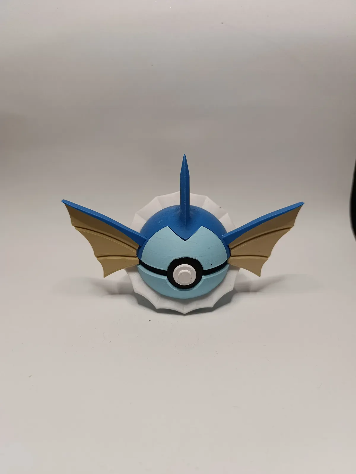 Poké Ball Vaporeon Réplica Coleccionable