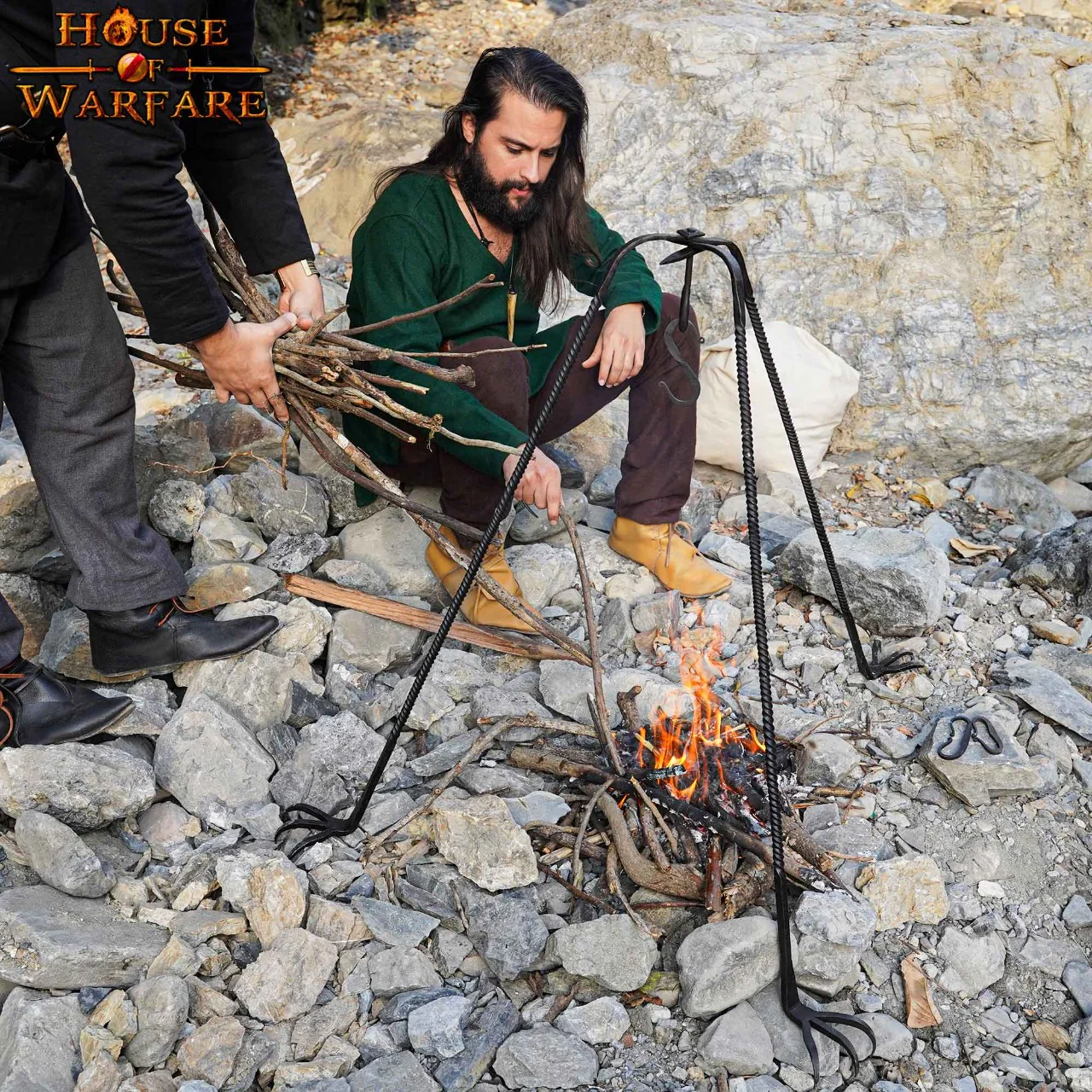 Trípode de Cocina de Hierro Medieval Forjado a Mano - Acabado en Negro Soporte de Hoguera para Cocinar Al Aire Libre - Image 5